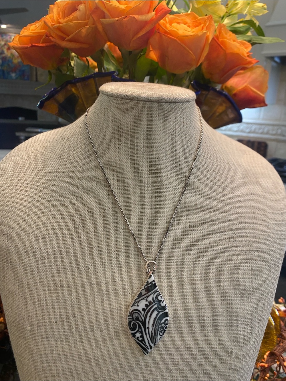 Brighton Black and White Swirl Teardrop Pendant Necklace